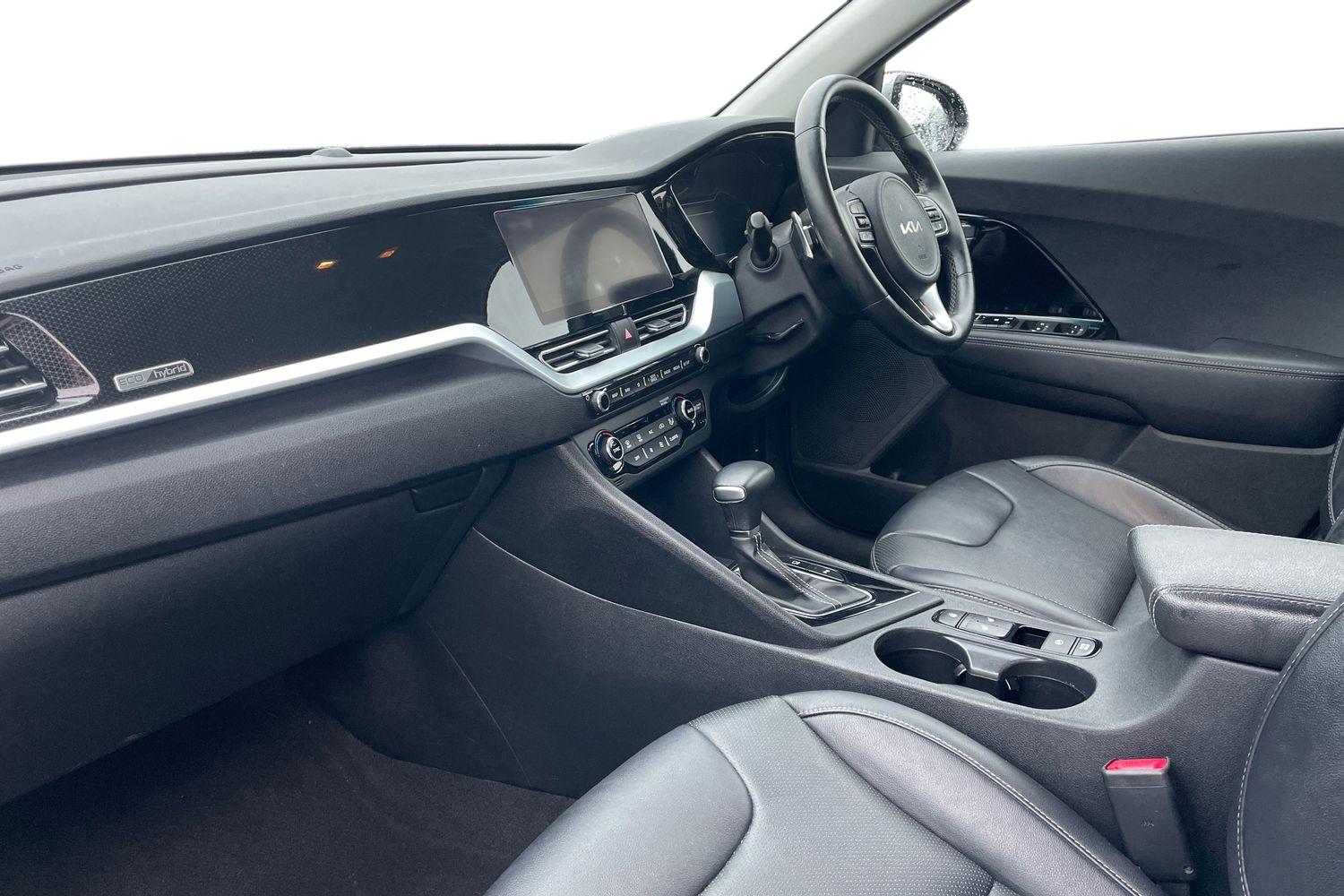 Used Kia Niro 2021 for sale - 76874679: Photo 2