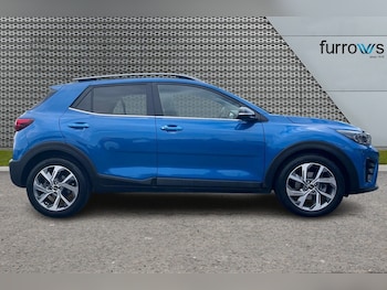 Used Kia Stonic 2024 for sale - 75403759: Photo