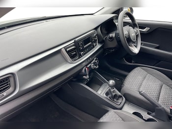 Used Kia Rio 2022 for sale - 76196142: Photo