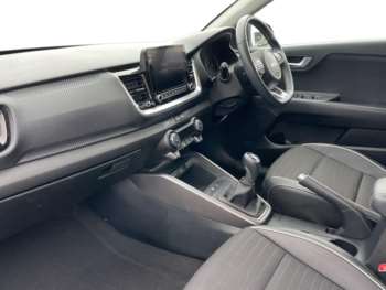 Used Kia Stonic 2023 for sale - 75393352: Photo