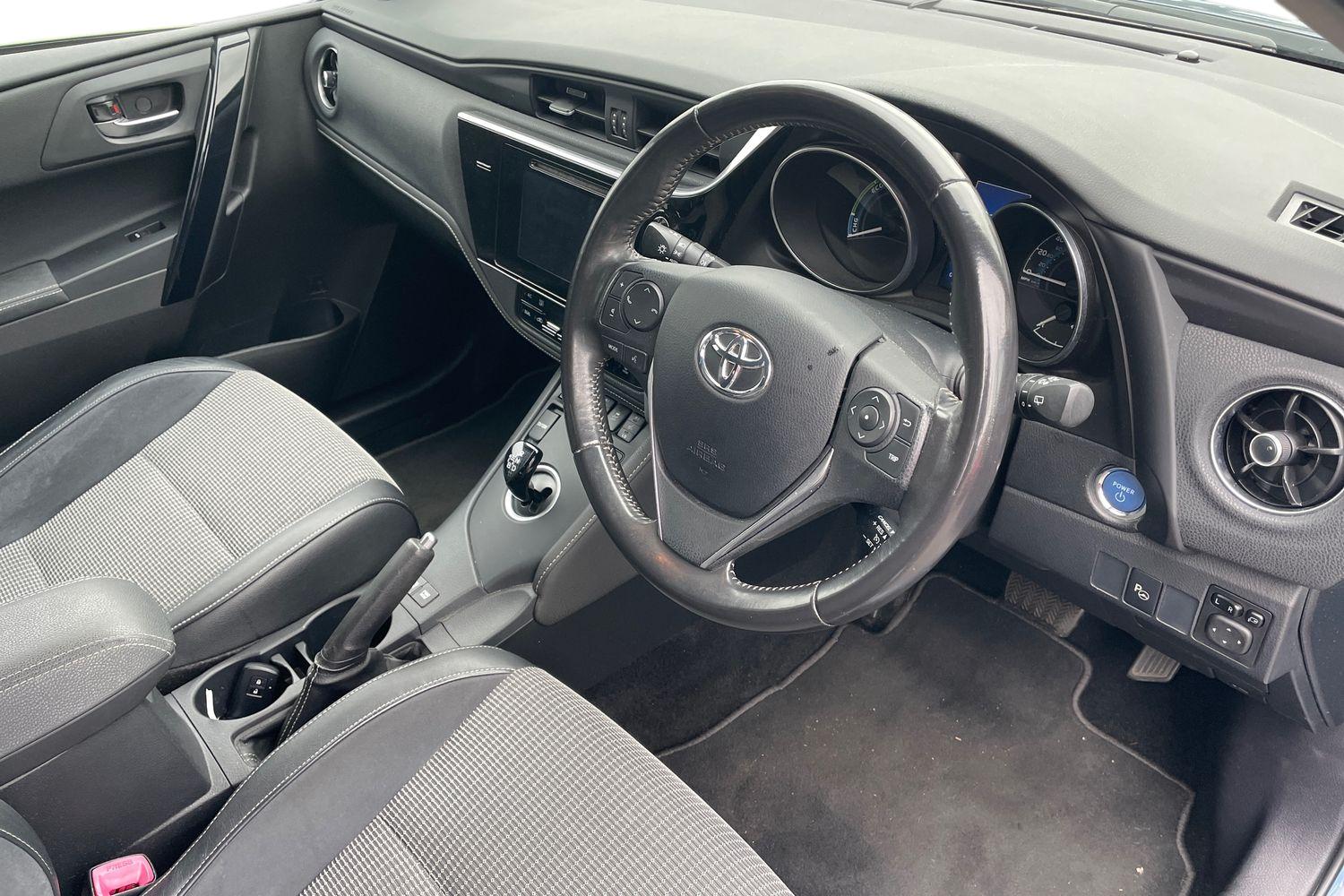 Used Toyota Auris 2015 for sale - 76254860: Photo 7