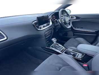 Used Kia Pro Ceed 2025 for sale - 77106027: Photo