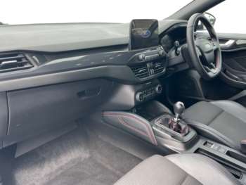Used Ford Focus 2021 for sale - 74403800: Photo