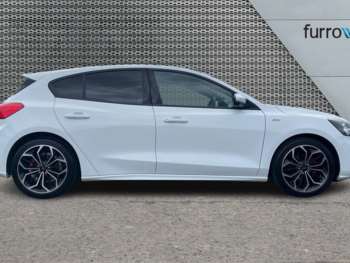 Used Ford Focus 2021 for sale - 74403800: Photo