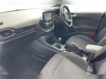 Used Ford Fiesta 2023 for sale - 76130657: Photo 2
