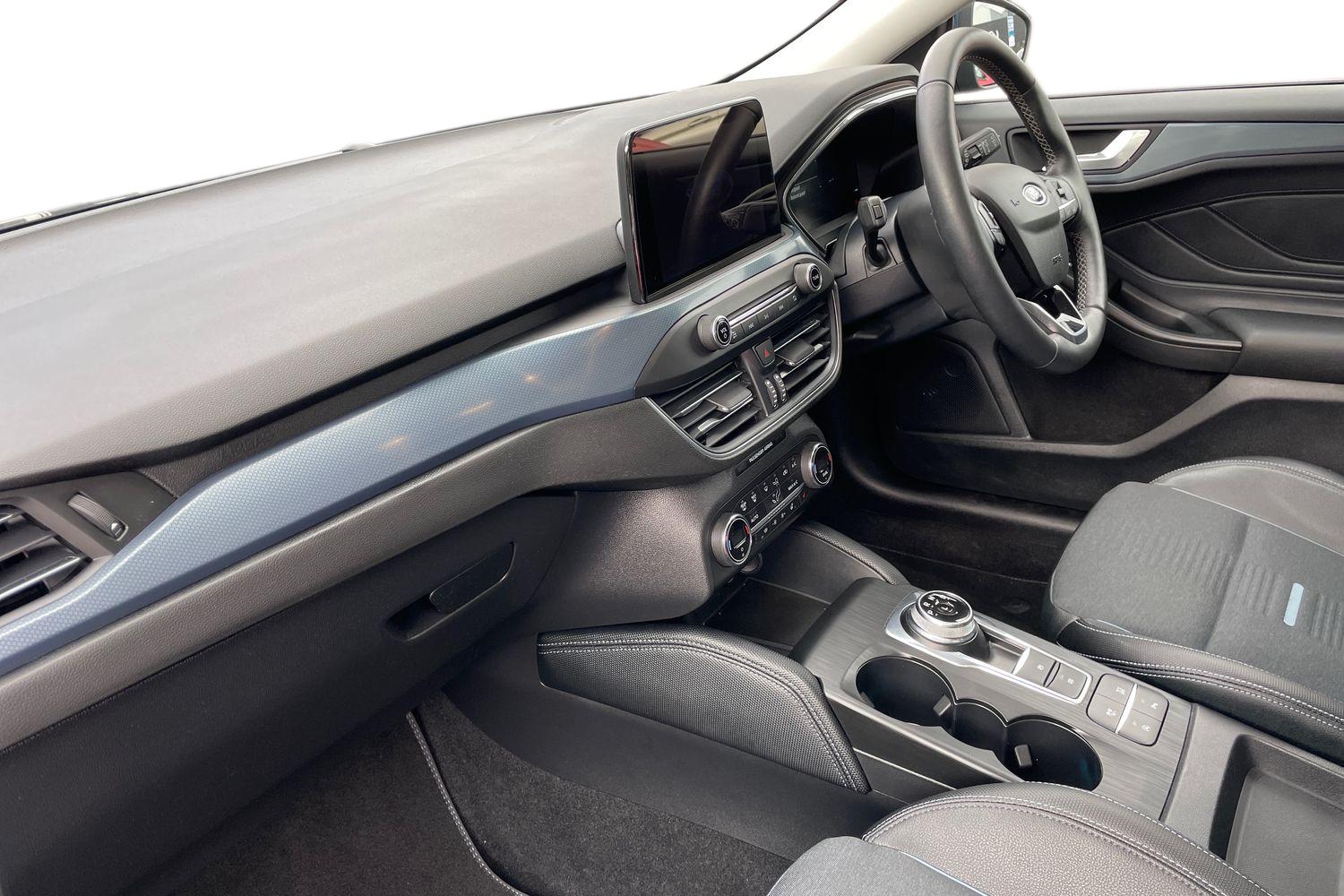 Used Ford Focus 2022 for sale - 75584235: Photo 2