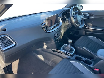 Used Kia Ceed 2022 for sale - 76872482: Photo