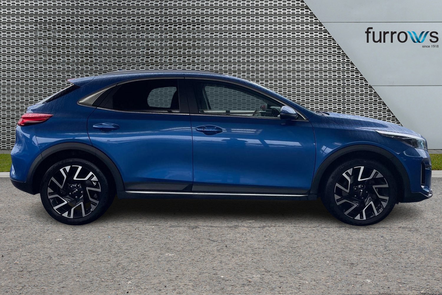 Used Kia XCeed 2023 for sale - 76466467: Photo 4