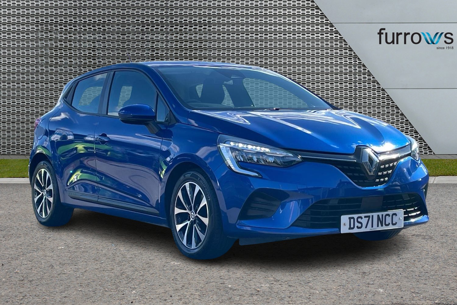 Used Renault Clio 2022 for sale - 75984822: Photo 1