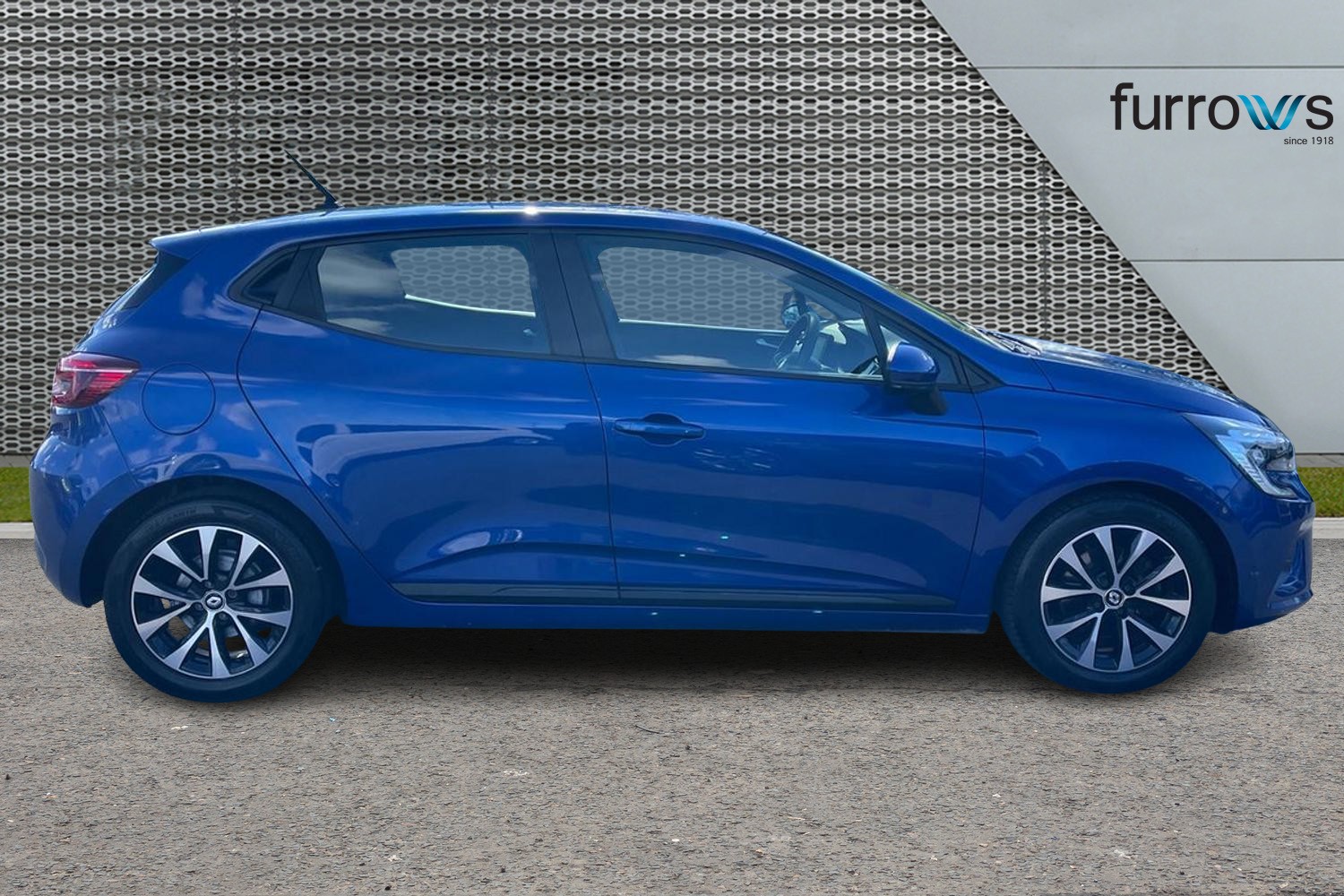 Used Renault Clio 2022 for sale - 75984822: Photo 4