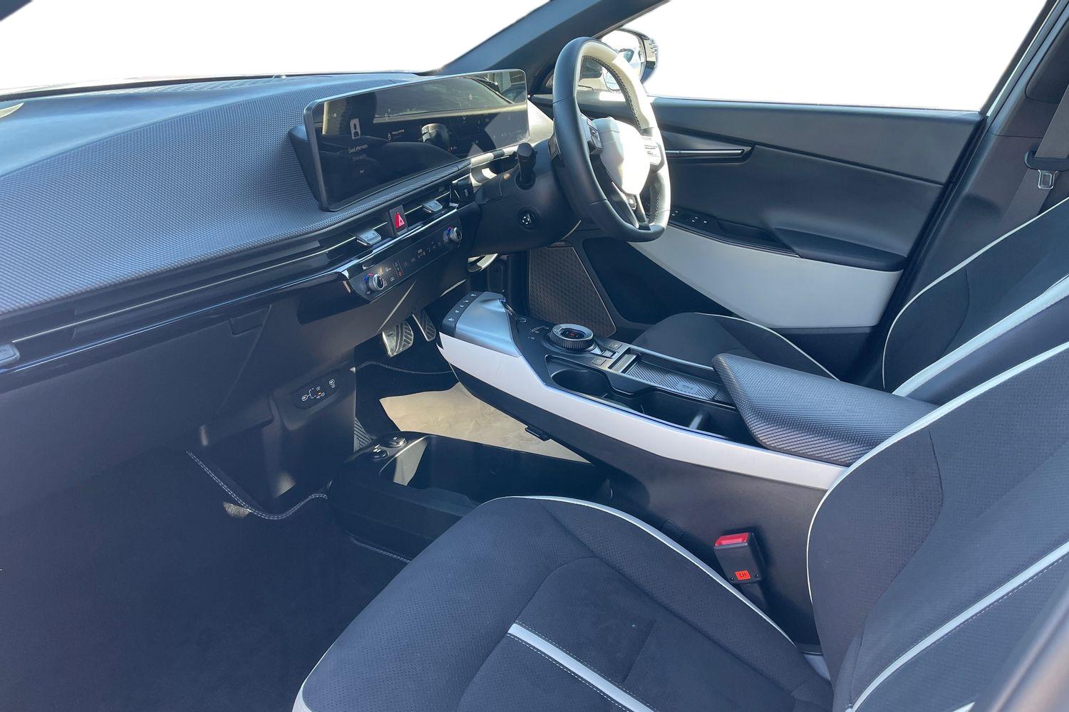 Used Kia EV6 2024 for sale - 76161333: Photo 2