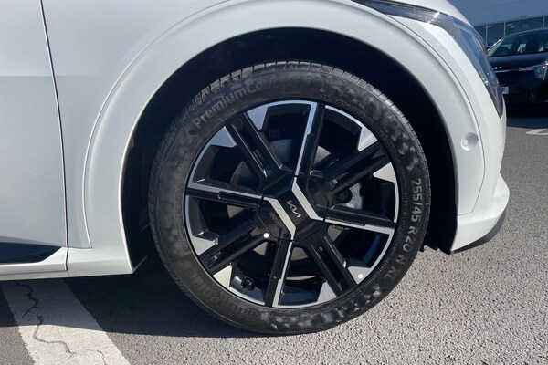 Used Kia EV6 2024 for sale - 76161333: Photo 6