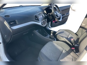 Used Kia Picanto 2016 for sale - 76130402: Photo 2