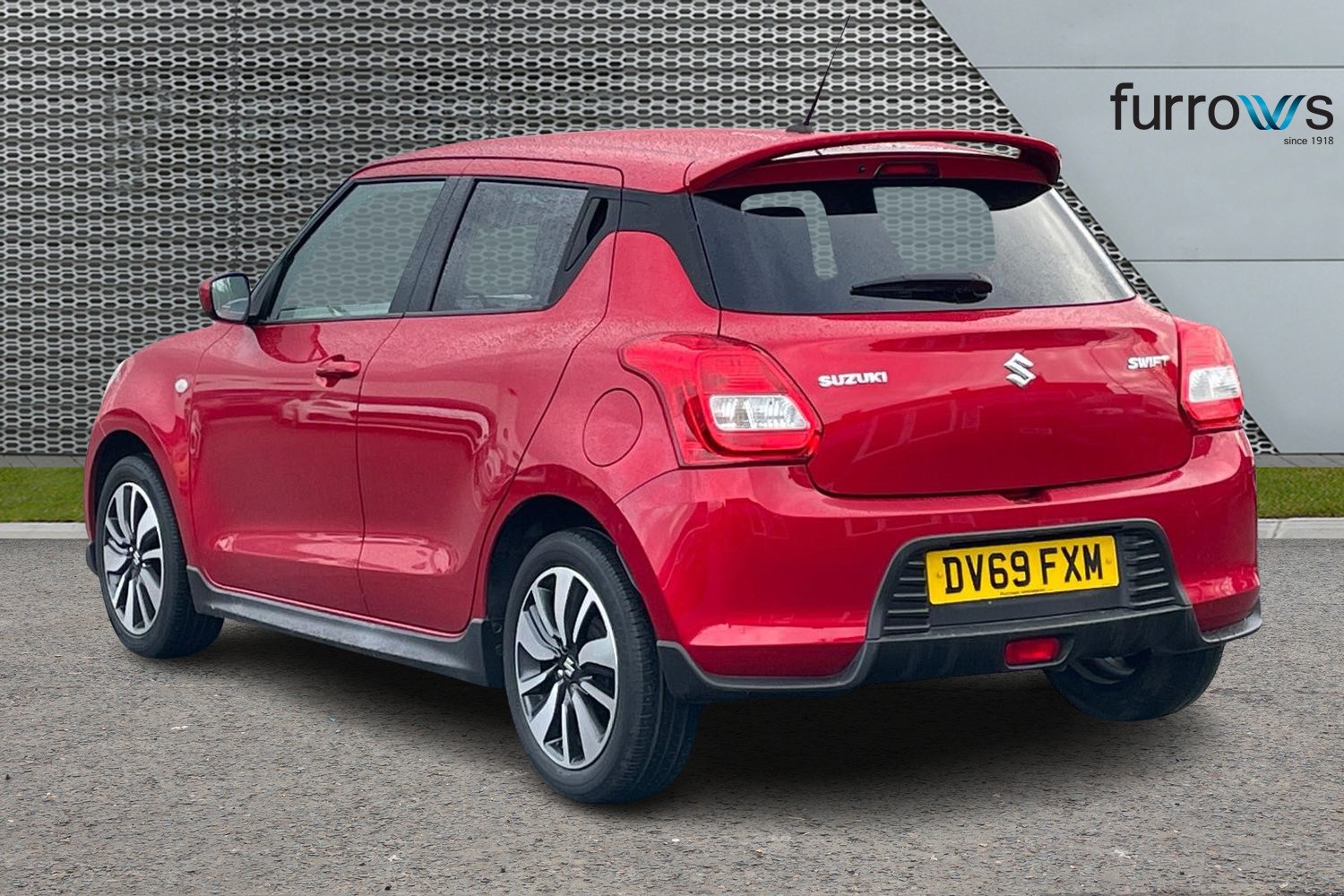 Used Suzuki Swift 2019 for sale - 76872117: Photo 3