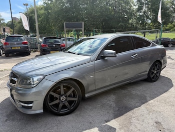 Used Mercedes-Benz C-Class 2012 for sale - 75388225: Photo