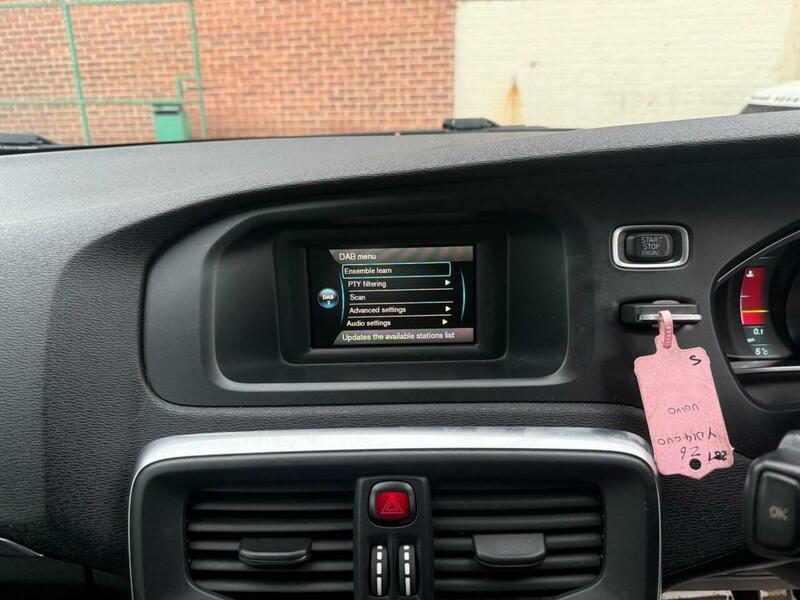 Used Volvo V40 2014 for sale - 77155621: Photo 18