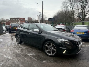 Used Volvo V40 2014 for sale - 77155621: Photo