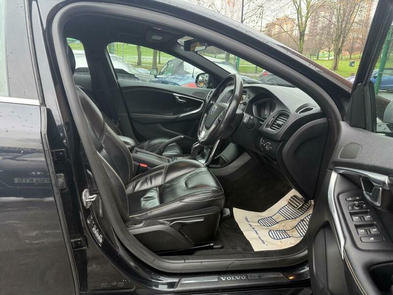 Used Volvo V40 2014 for sale - 77155621: Photo 24