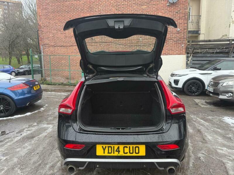 Used Volvo V40 2014 for sale - 77155621: Photo 32
