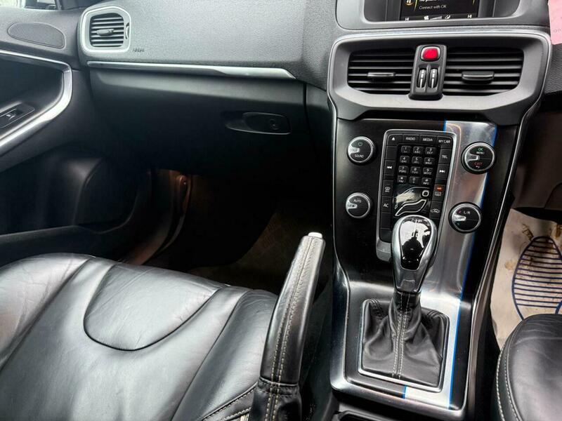 Used Volvo V40 2014 for sale - 77155621: Photo 35