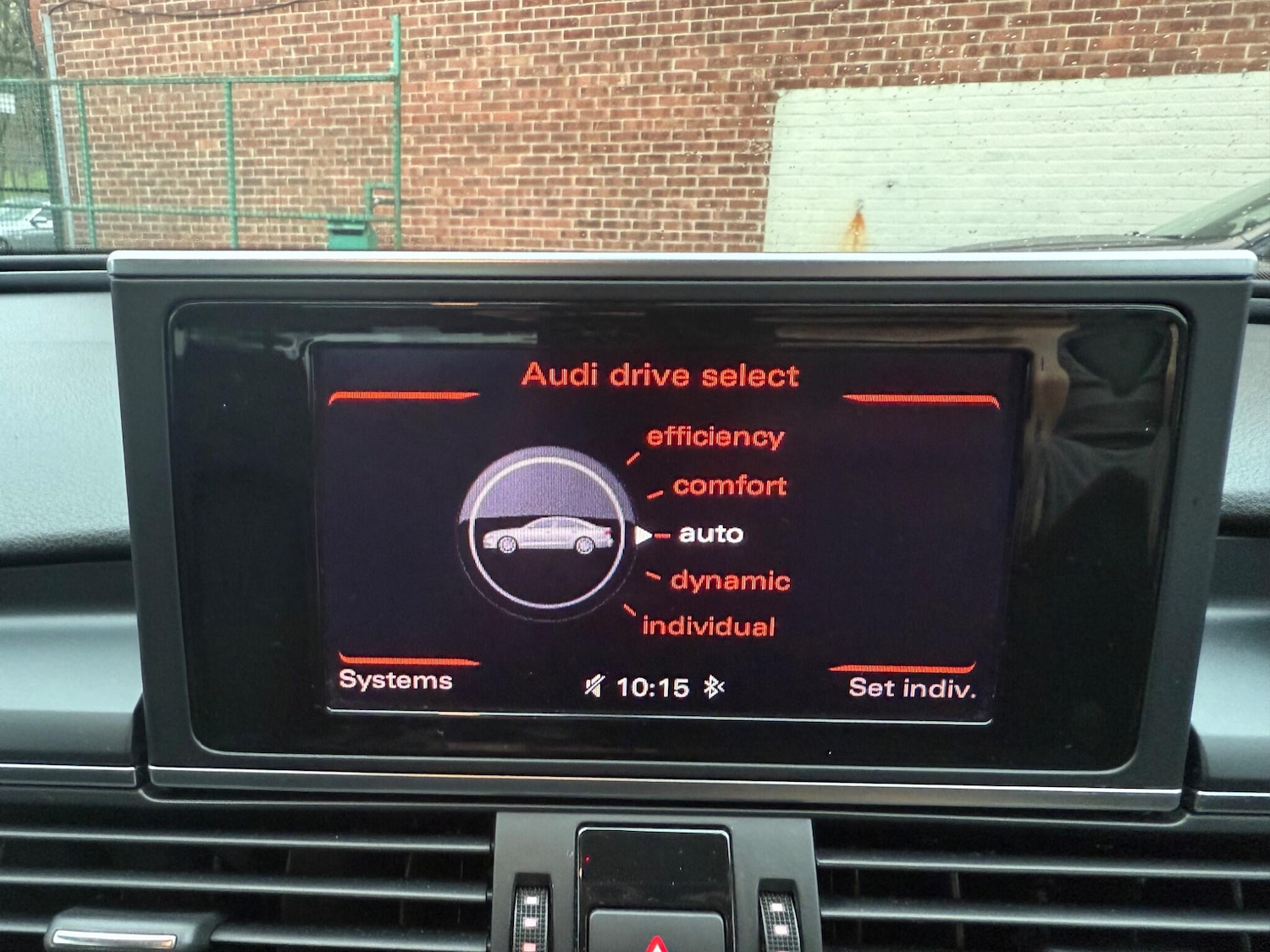 Used Audi A6 Saloon 2012 for sale - 77029239: Photo 17