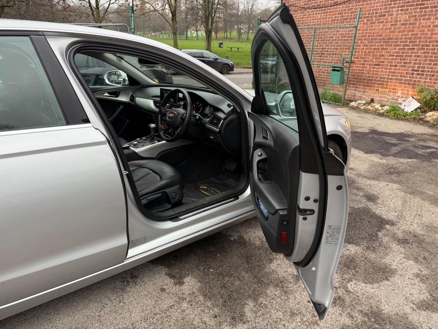 Used Audi A6 Saloon 2012 for sale - 77029239: Photo 25