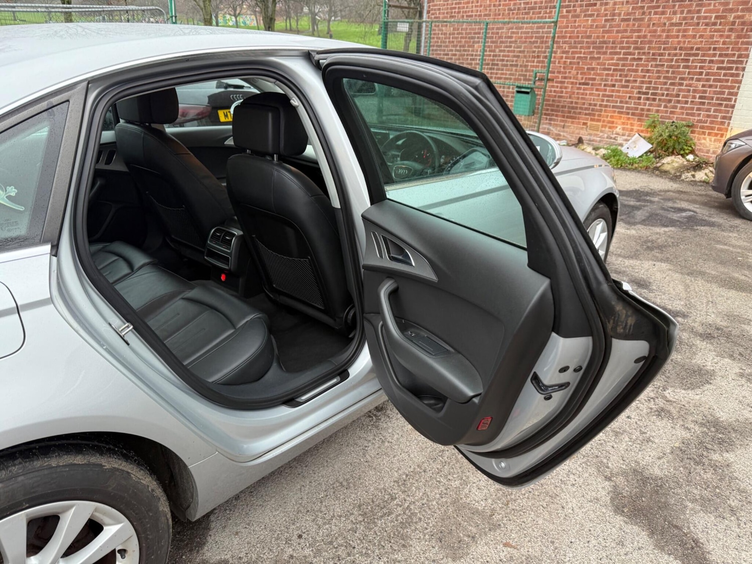 Used Audi A6 Saloon 2012 for sale - 77029239: Photo 27