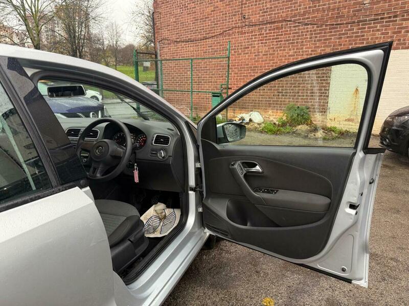 Used Volkswagen Polo 2010 for sale - 77097470: Photo 17