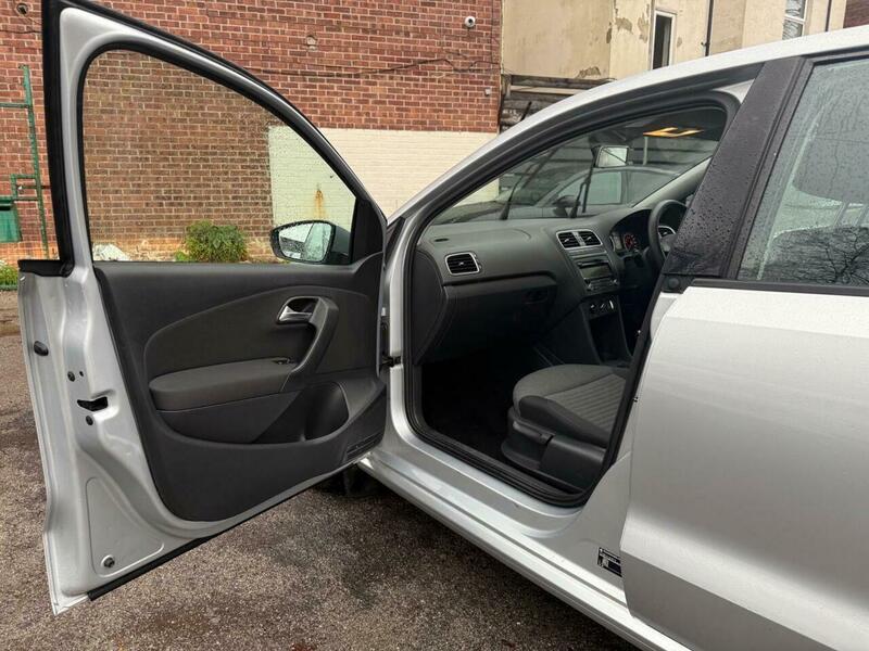 Used Volkswagen Polo 2010 for sale - 77097470: Photo 20