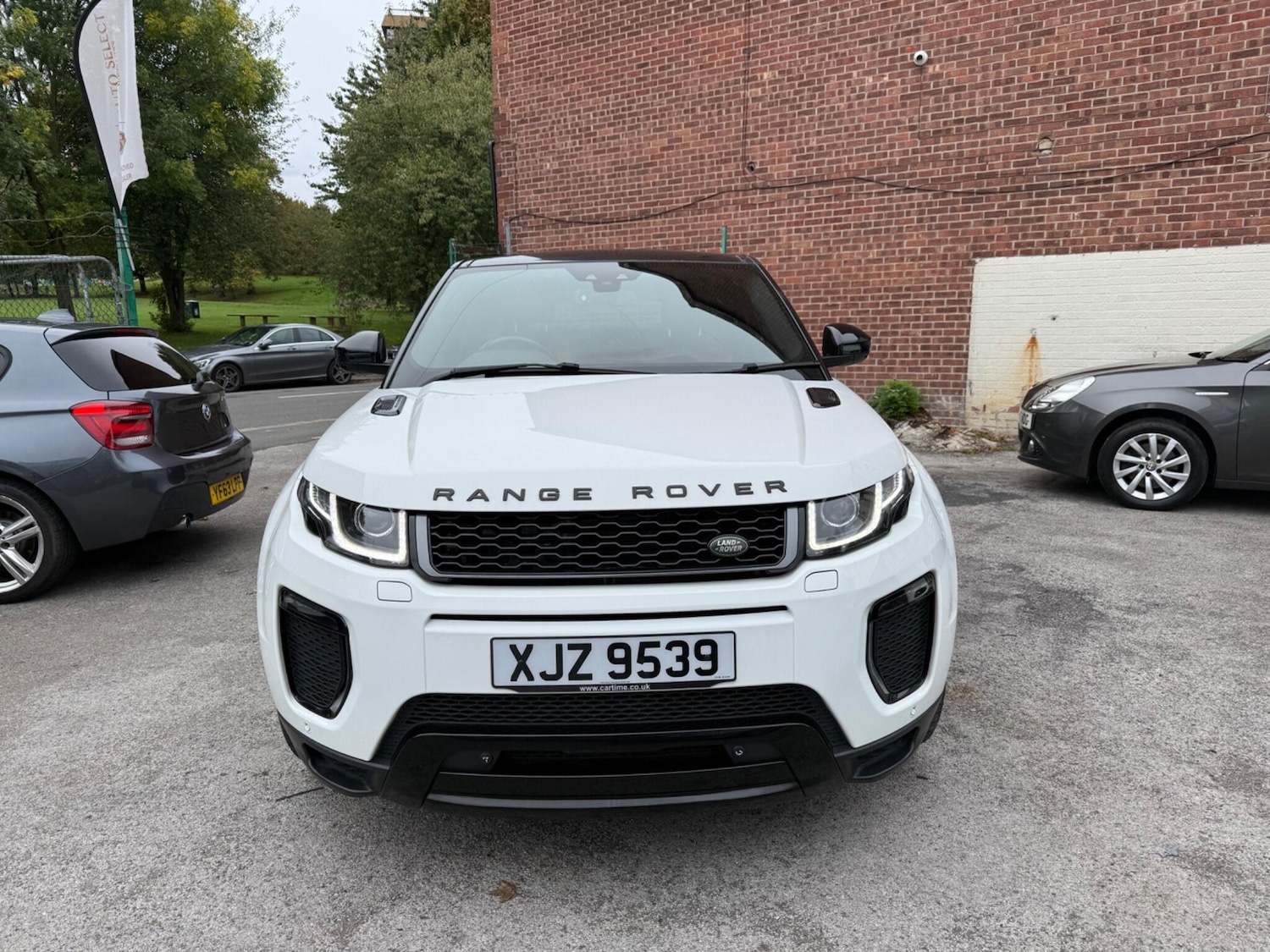 Used Land Rover Range Rover Evoque 2015 for sale - 76936724: Photo 2