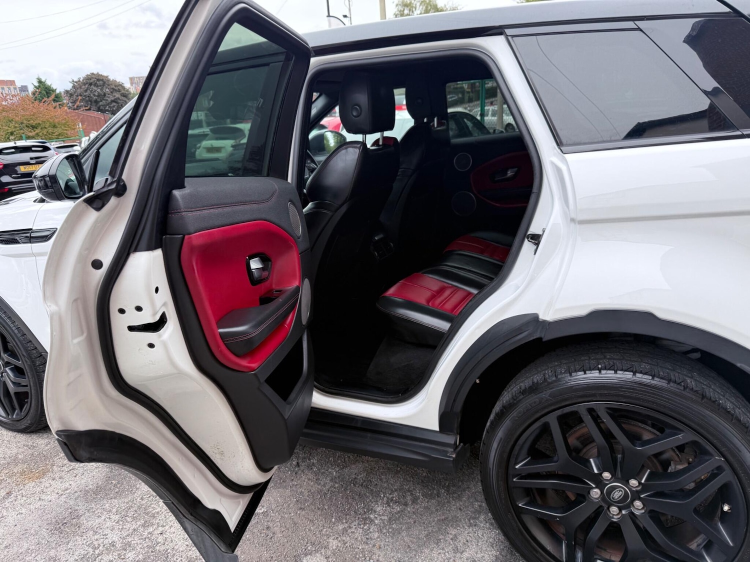 Used Land Rover Range Rover Evoque 2015 for sale - 76936724: Photo 30