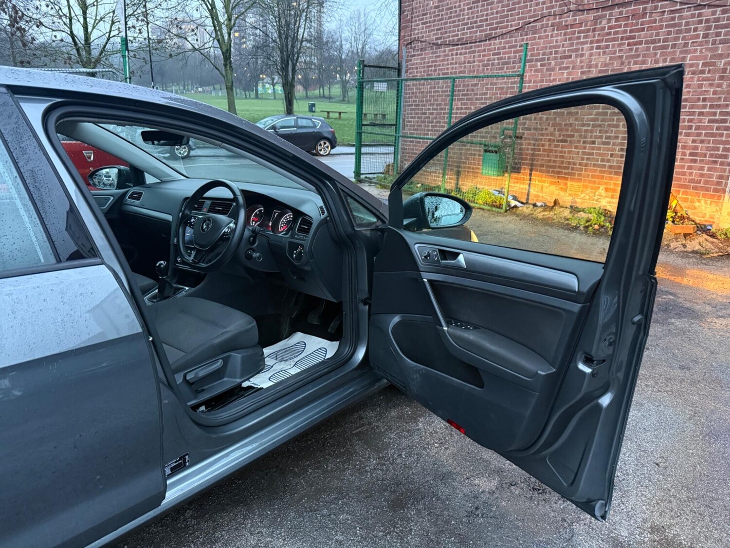 Used Volkswagen Golf for sale - 77510297: Photo 27