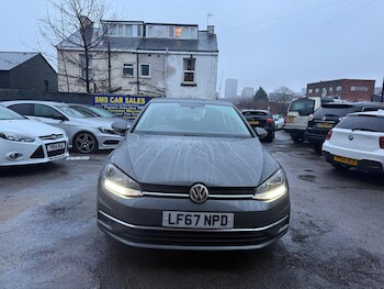 Used Volkswagen Golf 2017 for sale - 77510297: Photo