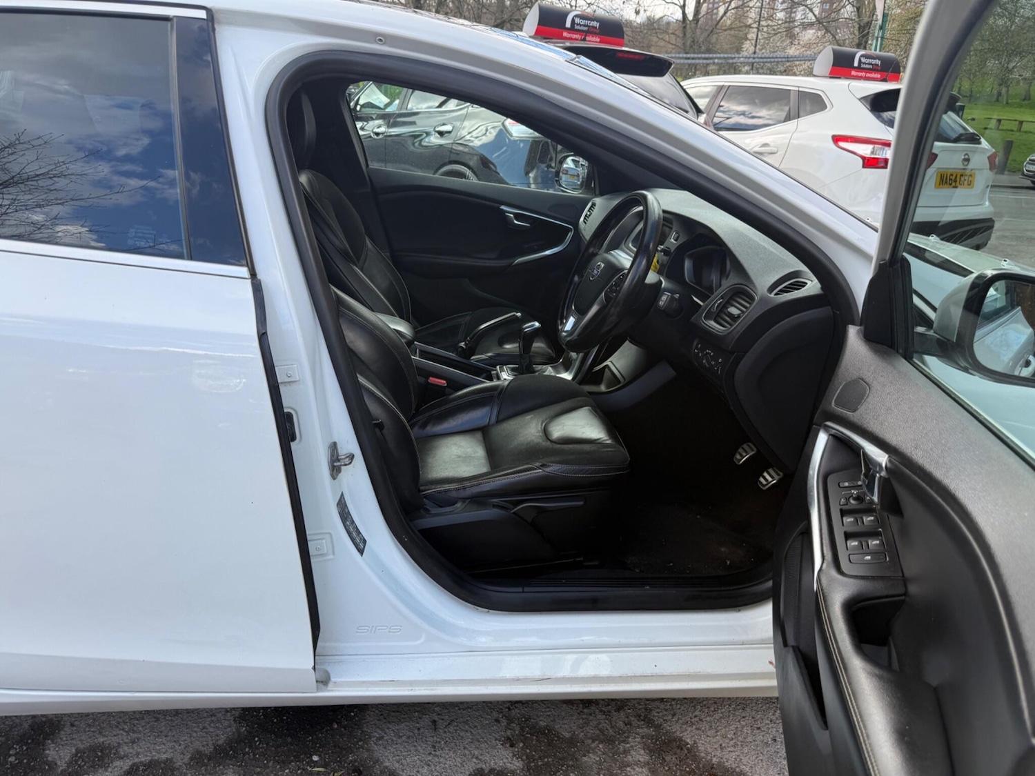 Used Volvo V40 2015 for sale - 78141364: Photo 17