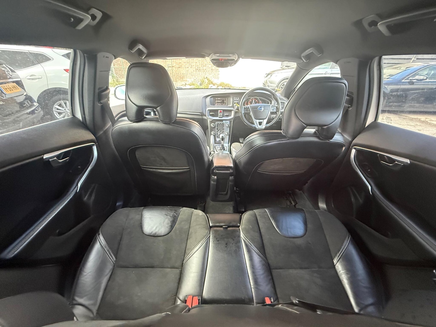 Used Volvo V40 2015 for sale - 78141364: Photo 25