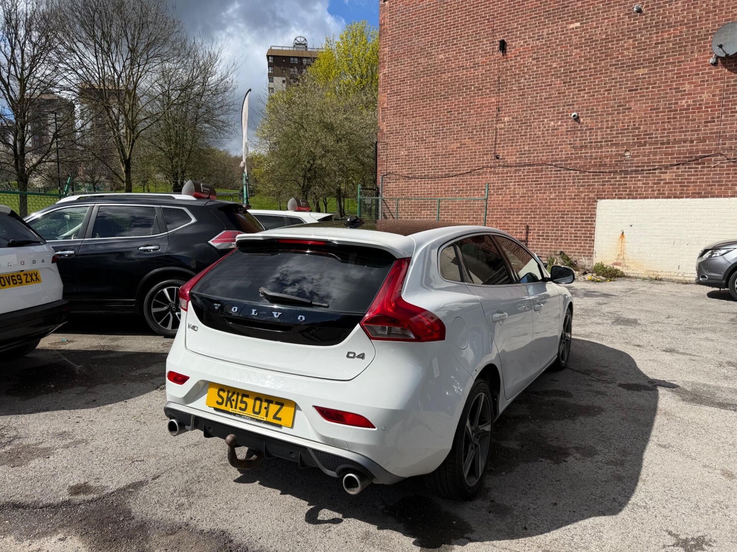 Used Volvo V40 2015 for sale - 78141364: Photo 7