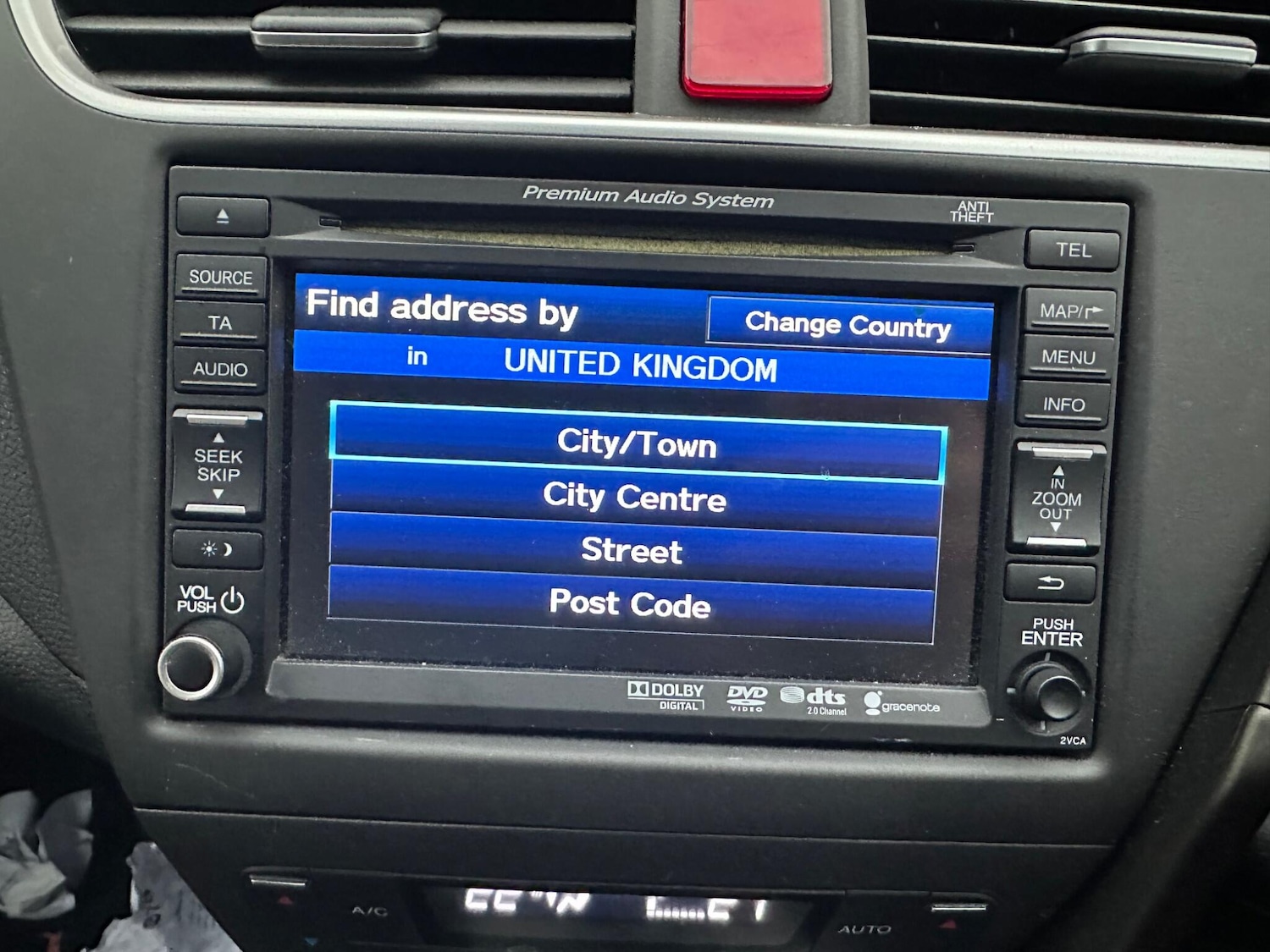 Used Honda Civic 2014 for sale - 76997168: Photo 13