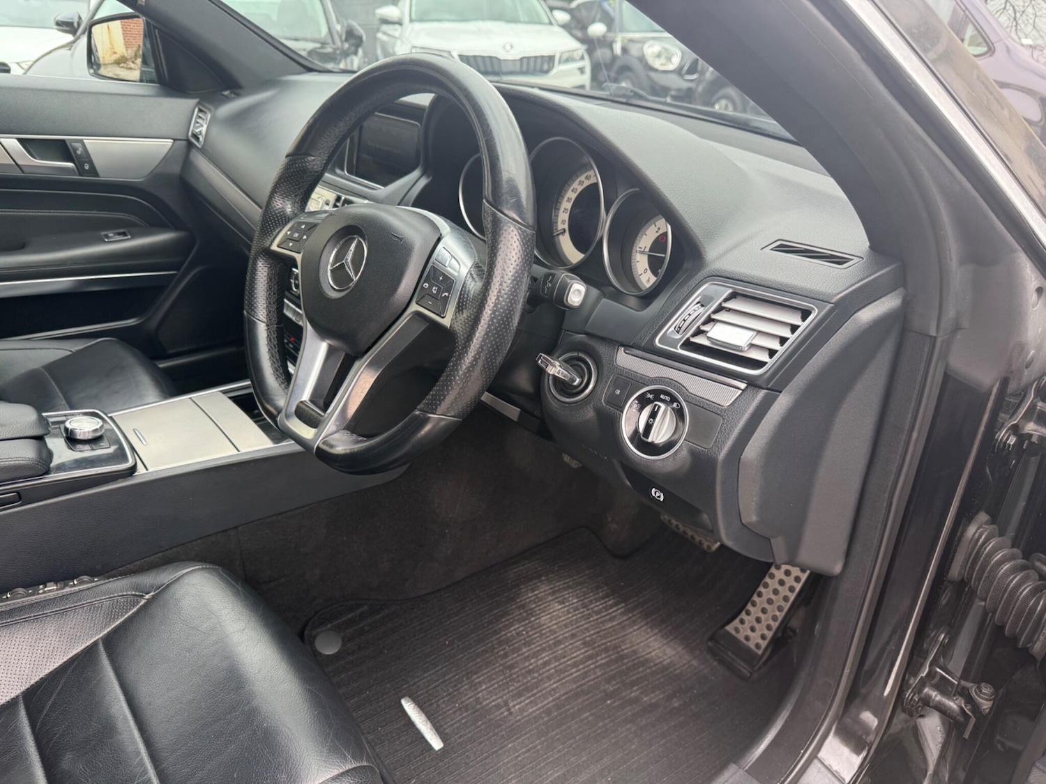 Used Mercedes-Benz E Class 2013 for sale - 78072533: Photo 17