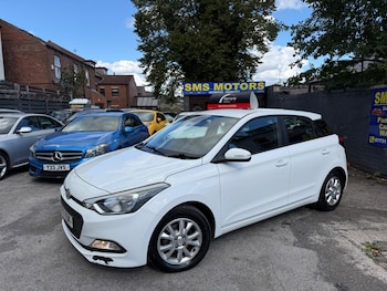 Used Hyundai i20 2017 for sale - 75884329: Photo