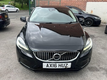Used Volvo V40 2016 for sale - 75463923: Photo