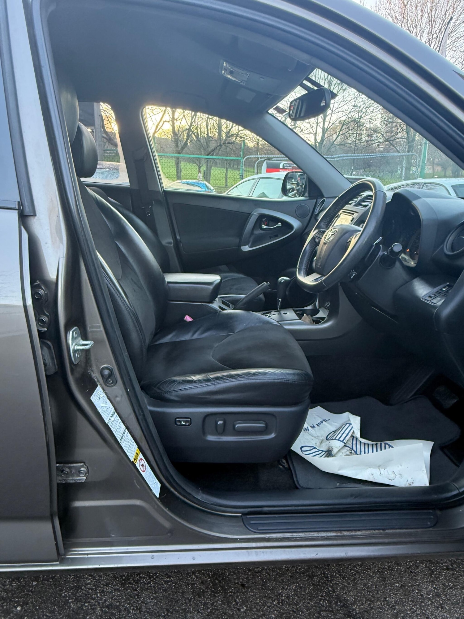 Used Toyota RAV4 2012 for sale - 76918699: Photo 15