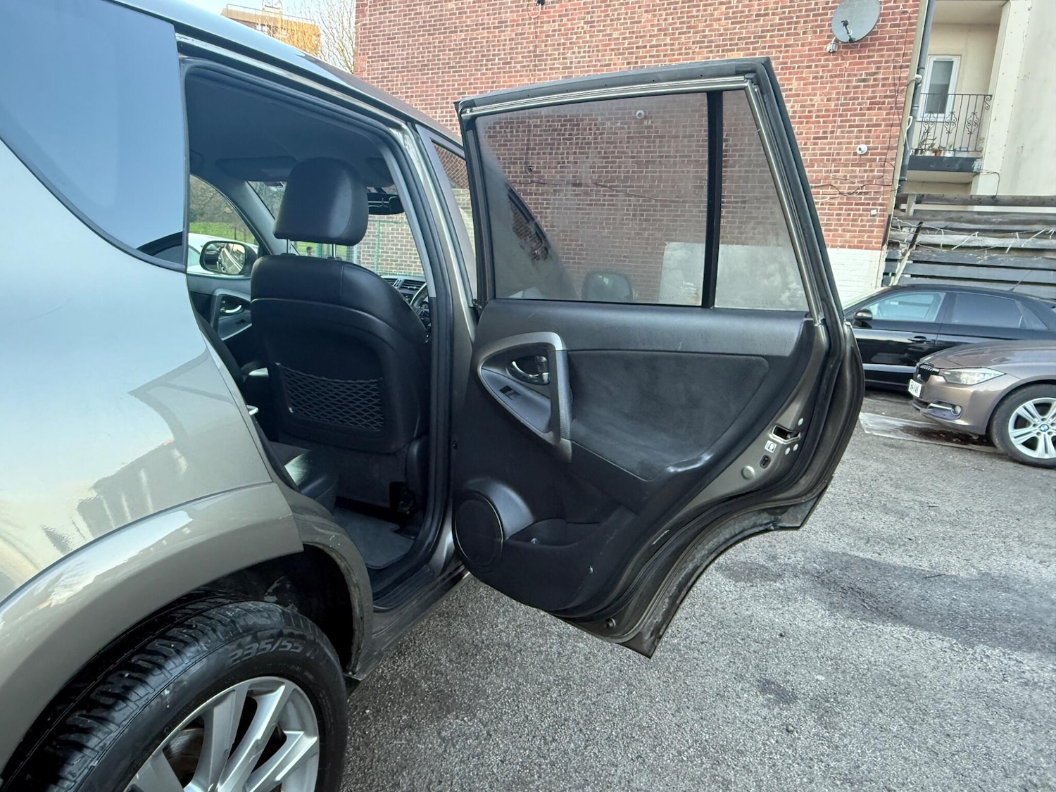 Used Toyota RAV4 2012 for sale - 76918699: Photo 18