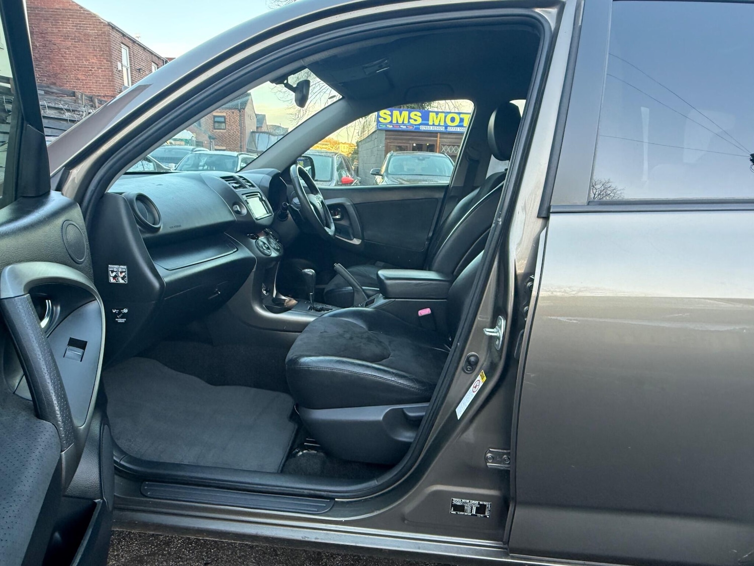 Used Toyota RAV4 2012 for sale - 76918699: Photo 19