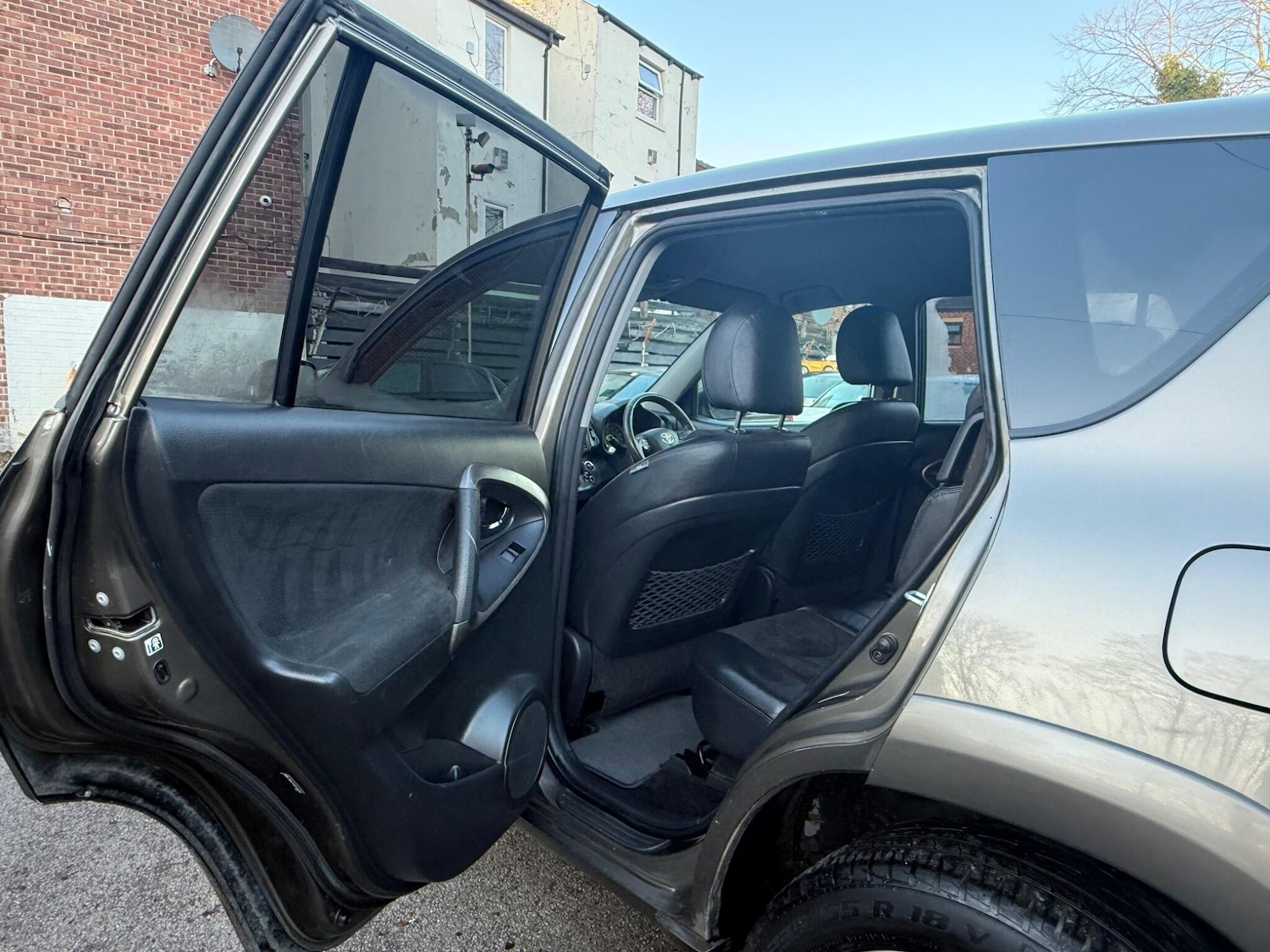 Used Toyota RAV4 2012 for sale - 76918699: Photo 22