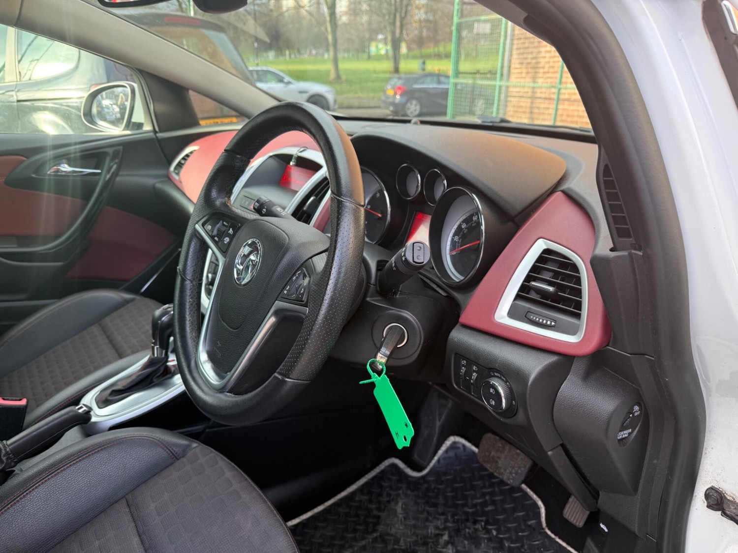 Used Vauxhall Astra GTC 2015 for sale - 77314627: Photo 12