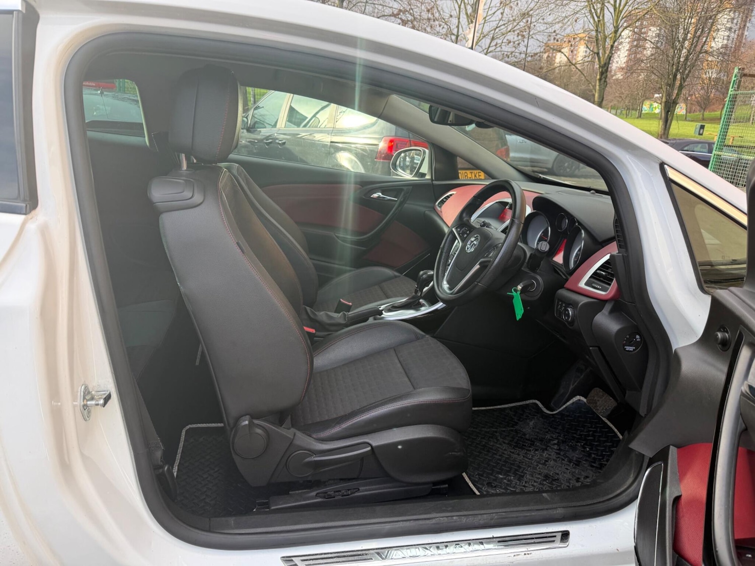 Used Vauxhall Astra GTC 2015 for sale - 77314627: Photo 13