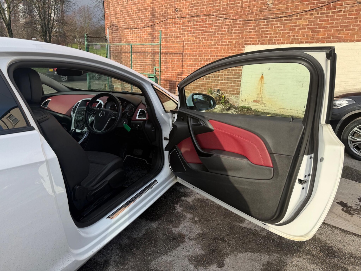 Used Vauxhall Astra GTC 2015 for sale - 77314627: Photo 14