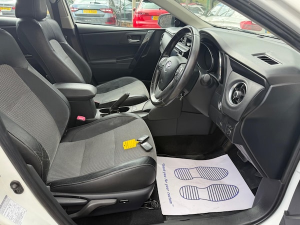 Used Toyota Auris 2015 for sale - 75635065: Photo 24