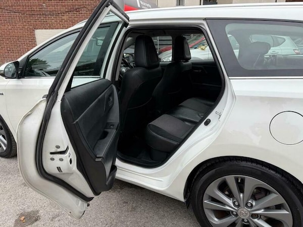 Used Toyota Auris 2015 for sale - 75635065: Photo 25