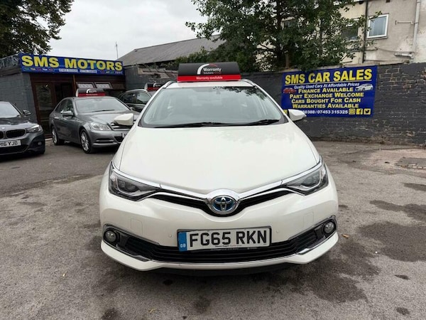 Used Toyota Auris 2015 for sale - 75635065: Photo 2